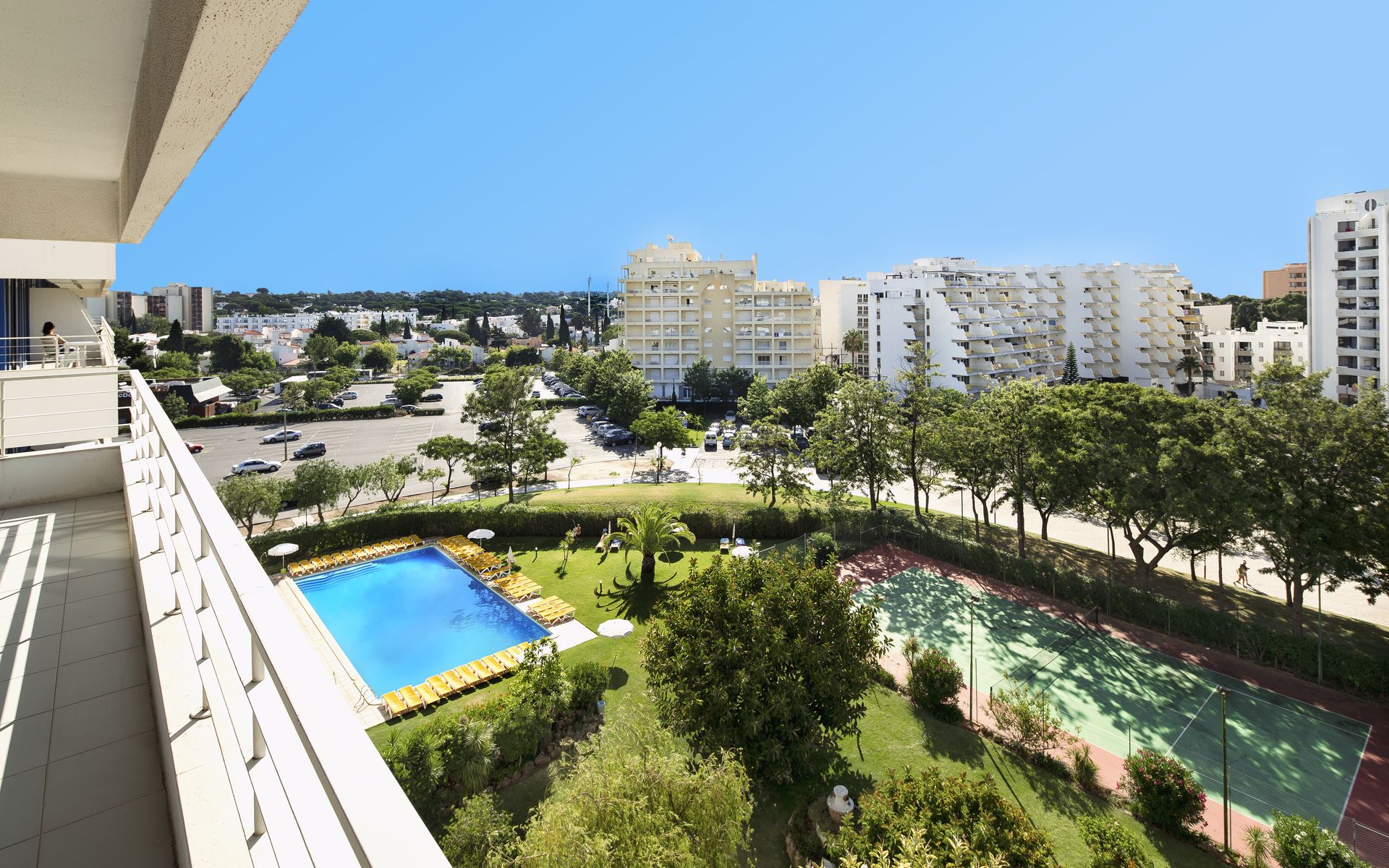 Iris Apartment Image 1