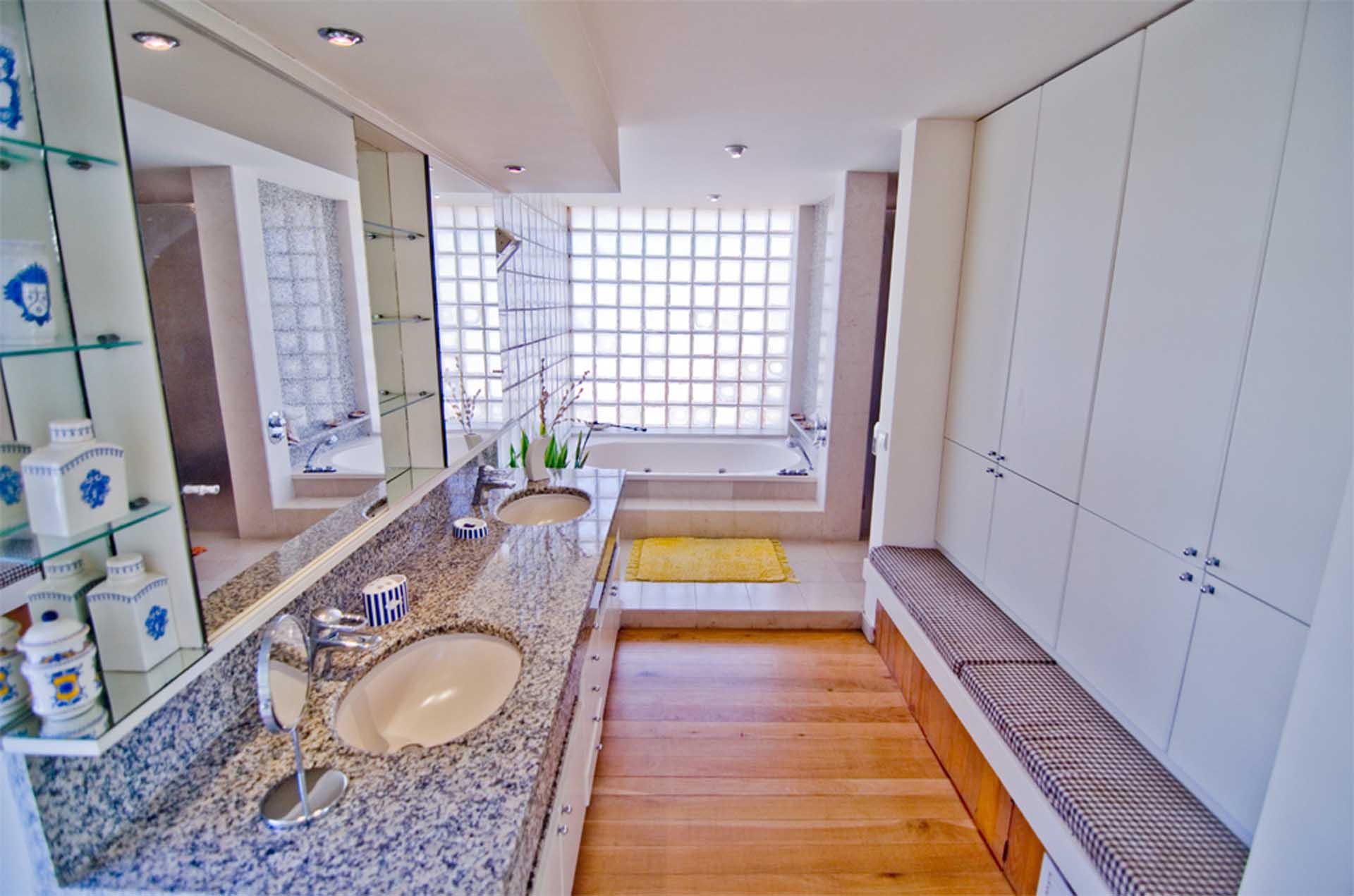 Villa Lake View Image 24