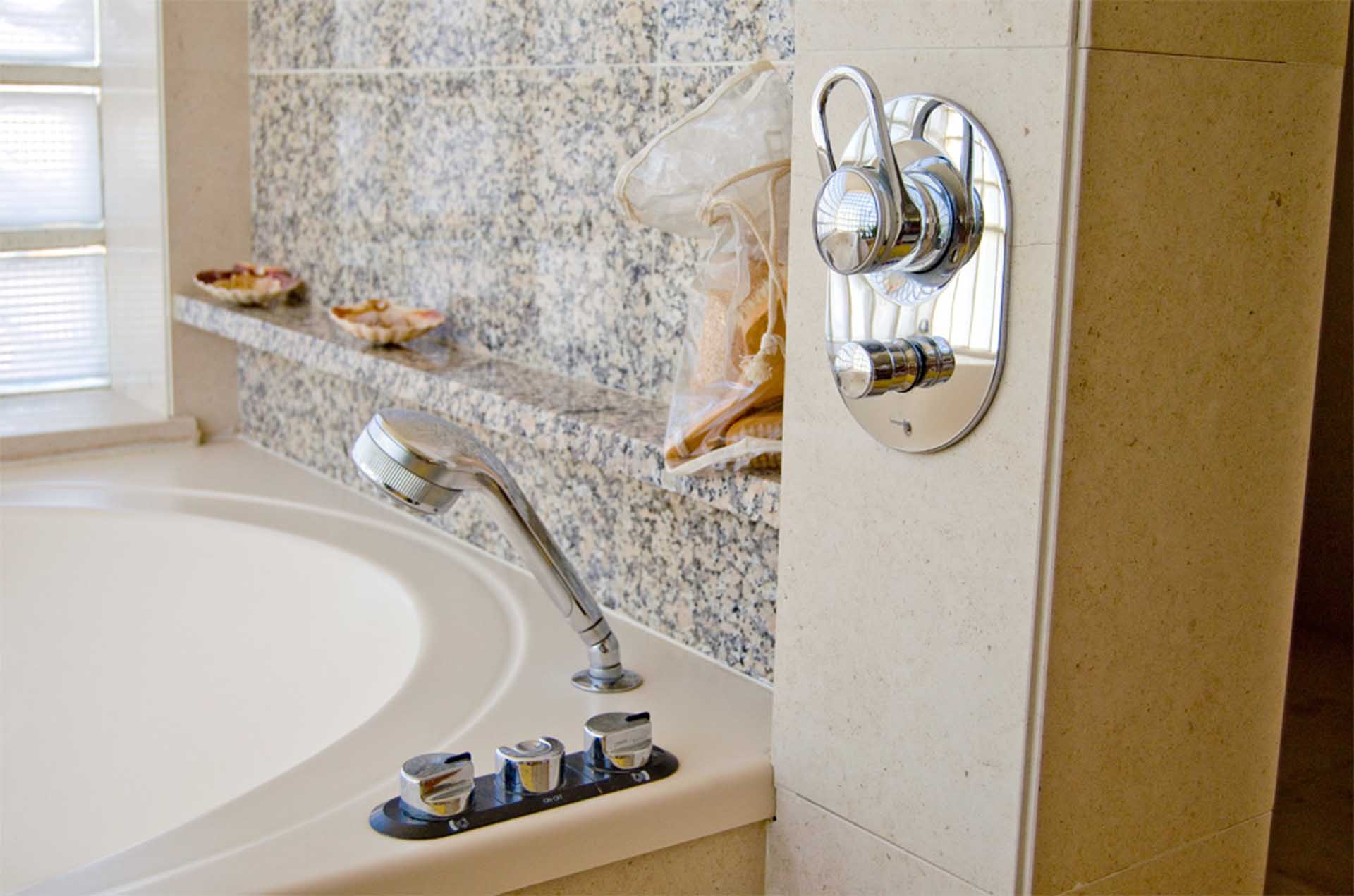 Villa Lake View Image 27