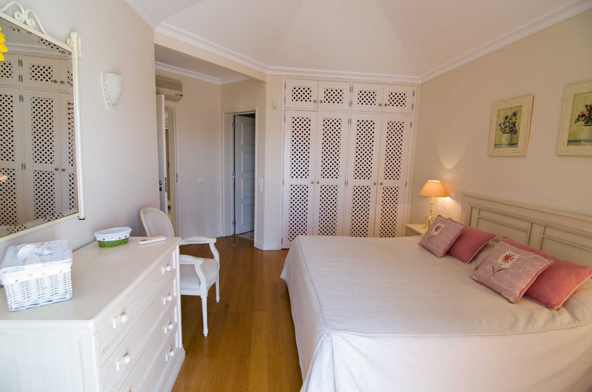 Jarro Apartment Image 11